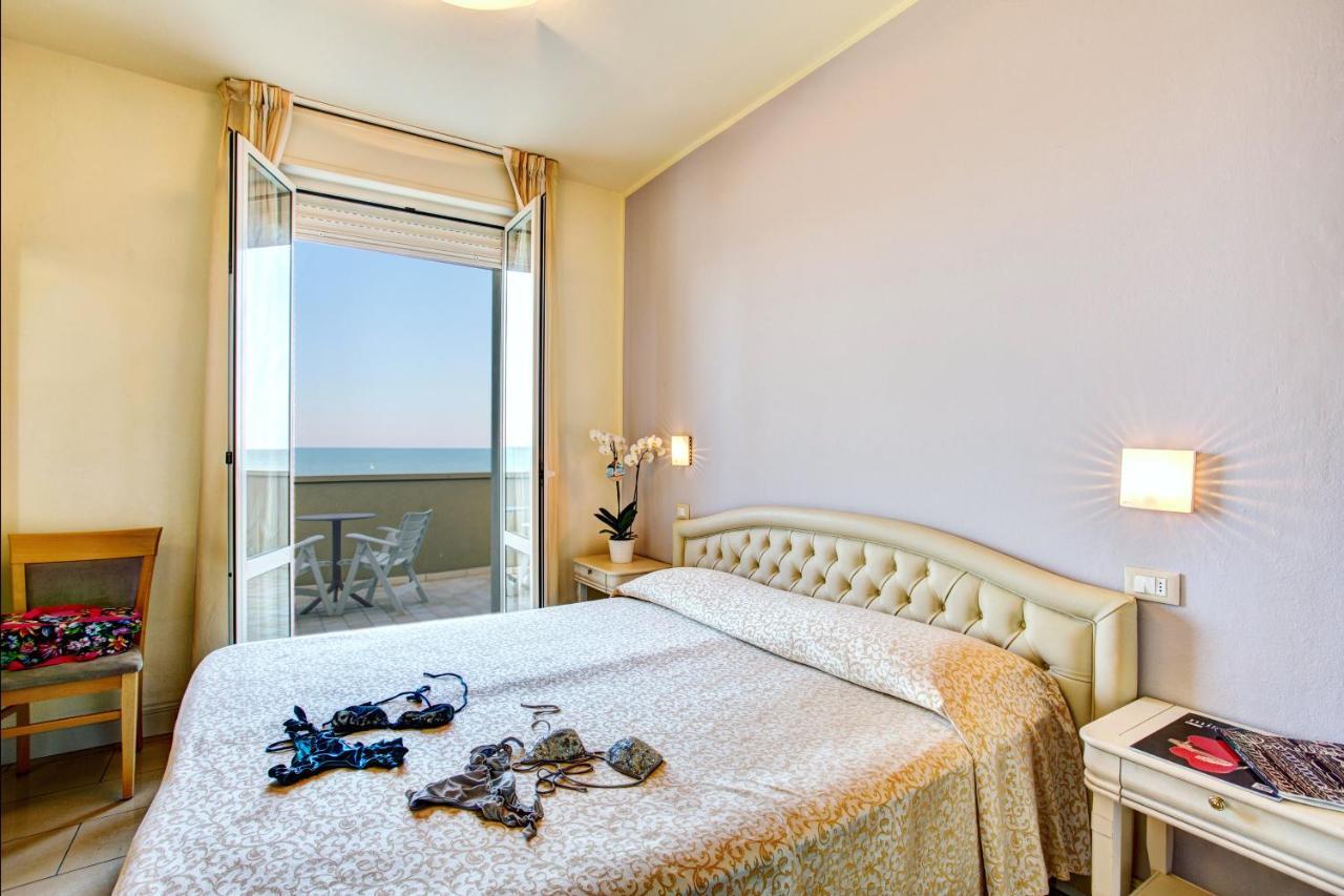 Brasil Seaview Hotel Milano Marittima Exterior foto